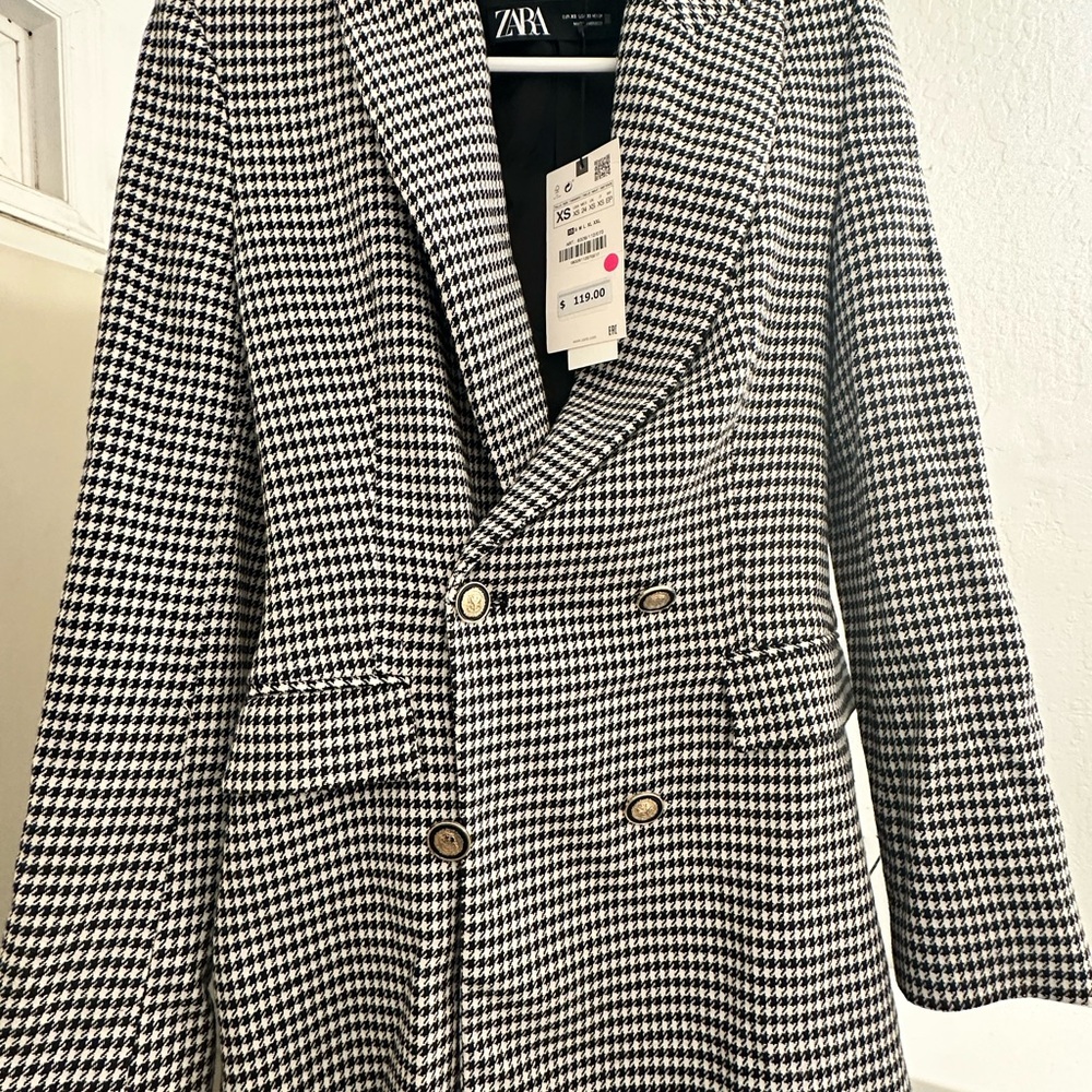 Zara Women's Houndstooth Blazer in Black and White